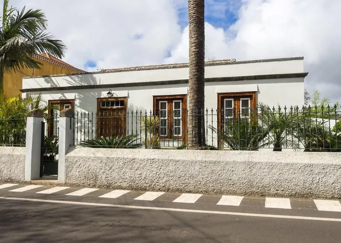 Donde Conchita, Cerca Del Aeropuerto Norte La Laguna (Tenerife)