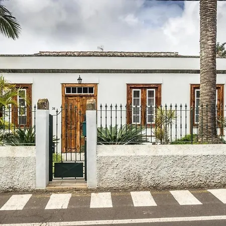 Donde Conchita, Cerca Del Aeropuerto Norte, Con Entrada Independiente Alloggio in famiglia La Laguna (Tenerife)